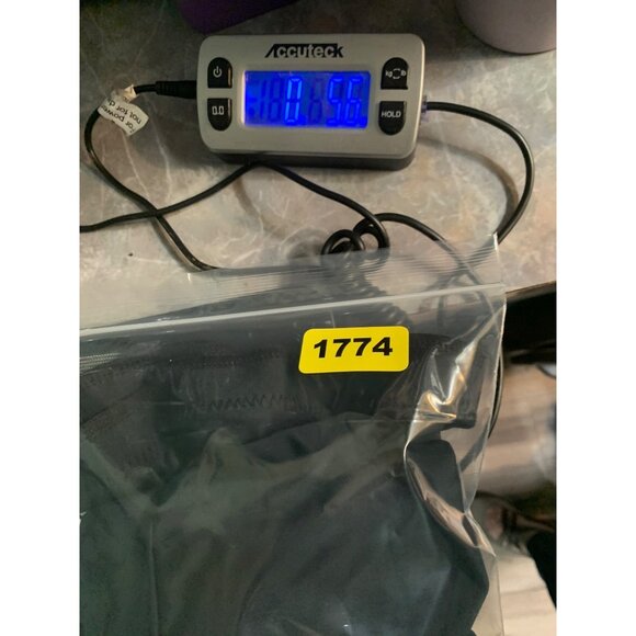 Canari Men’s Large Black Padded Cycling Bike Shorts 6.5 Inch Inseam - Picture 5 of 5